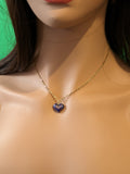 Collier petit cœur bleu saphir sur chaîne