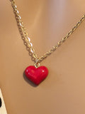 Collier petit cœur rouge sur chaîne
